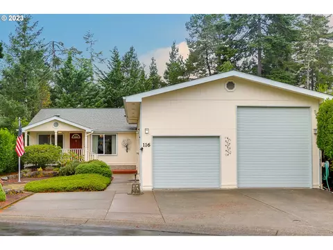 116 Pine Tree Loop, Florence, OR 97439