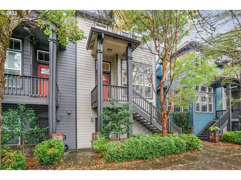 1218 SE Linn St, Portland, OR 97202
