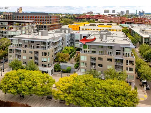1125 NW 9th Ave #418, Portland, OR 97209