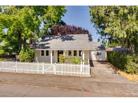 4861 SE 67th Ave, Portland, OR 97206