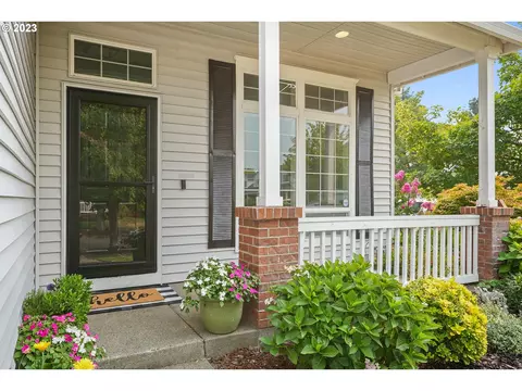 2242 NE 11th Ave, Hillsboro, OR 97124