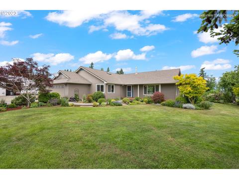 16875 S Cliff View Dr, Oregon City, OR 97045