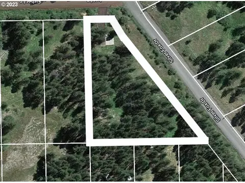 16322 Fisher Ln, Bend, OR 97707