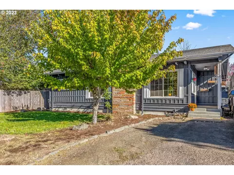 1565 Laura St, Springfield, OR 97477