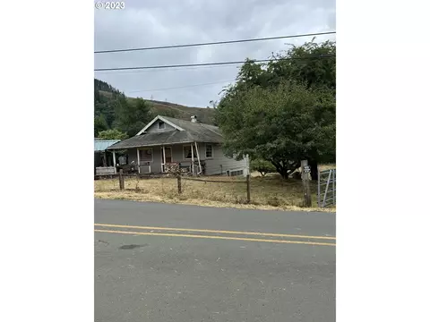 94634 Rink Creek Ln, Coquille, OR 97423
