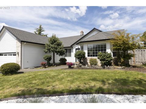 12054 SE Thomson Ct, Happy Valley, OR 97086