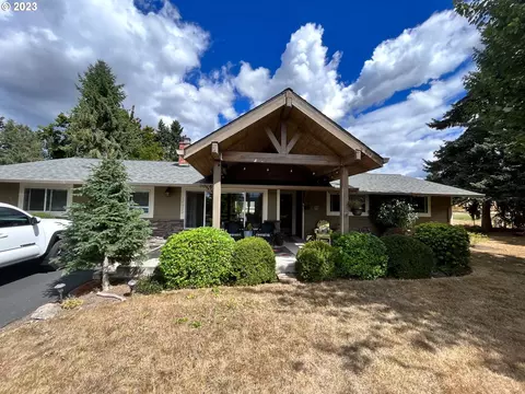 14822 SE Regner Ter, Damascus, OR 97089