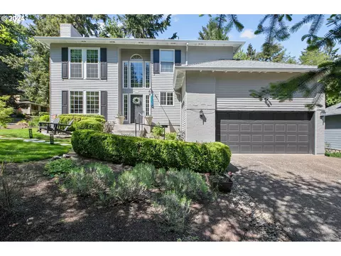 3639 SW Arnold St, Portland, OR 97219