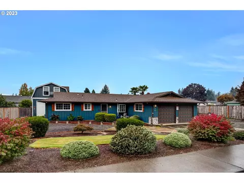 895 N Birch St, Canby, OR 97013