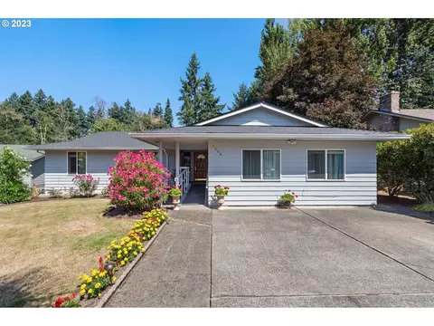13045 SW 107th Ct, Tigard, OR 97223