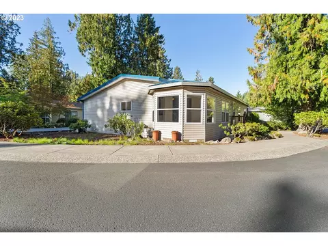 68957 E Cedar Hill Loop, Welches, OR 97067