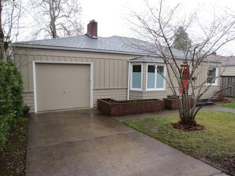 2654 Harris St, Eugene, OR 97405 photo 1