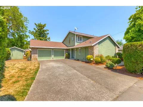 209 NE Florist Ln #A, Hillsboro, OR 97124