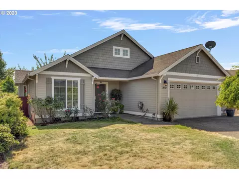 20752 Filbert St, Aurora, OR 97002