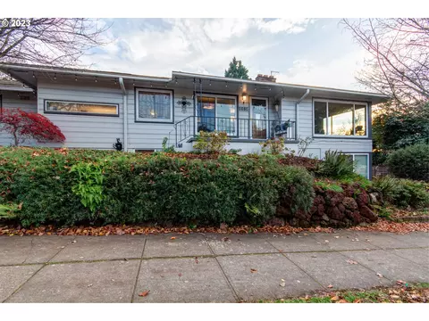 8328 E Burnside St, Portland, OR 97216