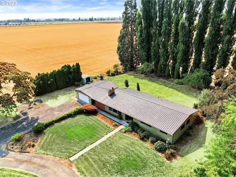 7140 State Highway 219 NE, Woodburn, OR 97071