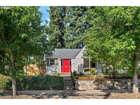 608 E 24th St, Vancouver, WA 98663