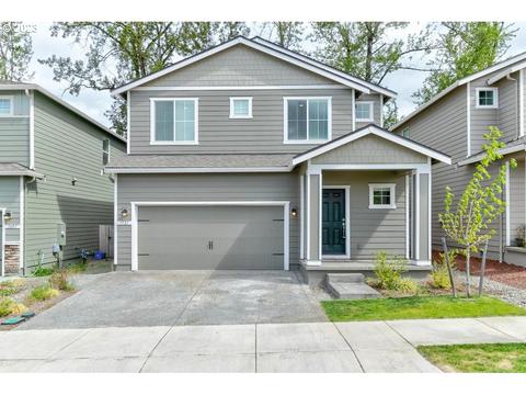 1521 W 15th St, La Center, WA 98629