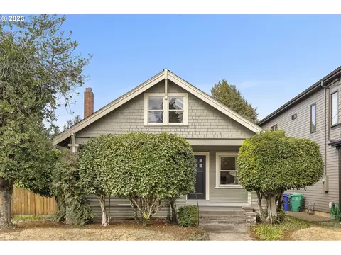 633 SE 49th Ave, Portland, OR 97215
