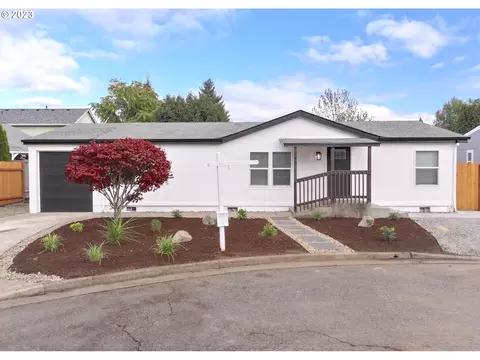 785 Creamery Creek Ln, Molalla, OR 97038