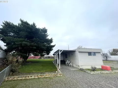 117 Alameda Ct, Umatilla, OR 97882