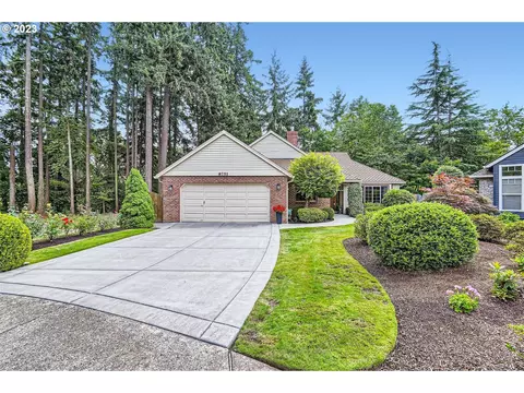 8751 SW Shawn Pl, Portland, OR 97223