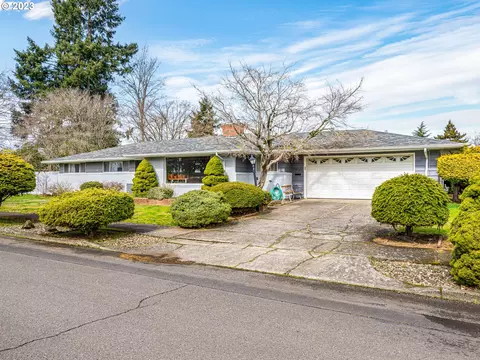 10141 SE Lincoln St, Portland, OR 97216