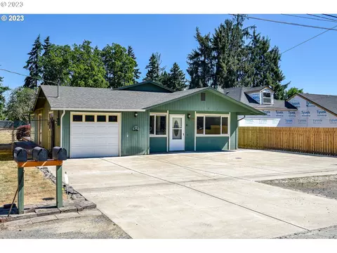 738 W N St, Springfield, OR 97477