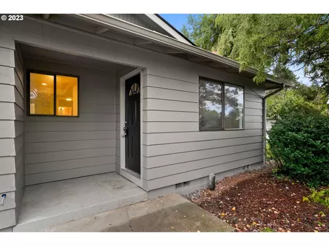 4433 Longacres Ave NE, Salem, OR 97301