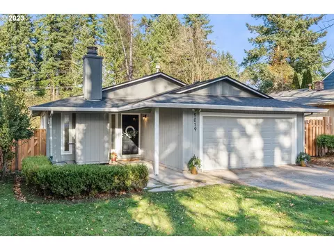5019 SW Buddington St, Portland, OR 97219