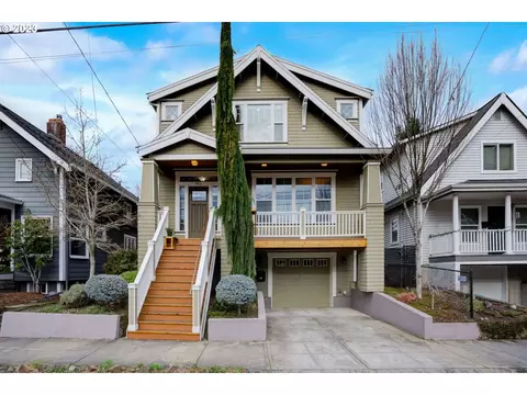 701 NE Roselawn St, Portland, OR 97211