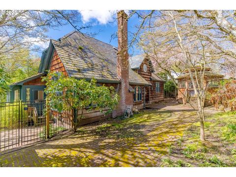 2086 Potter St, Eugene, OR 97405 photo 1