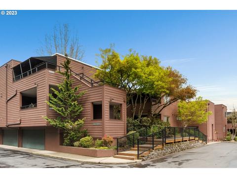 5944 S Riveridge Ln, Portland, OR 97239