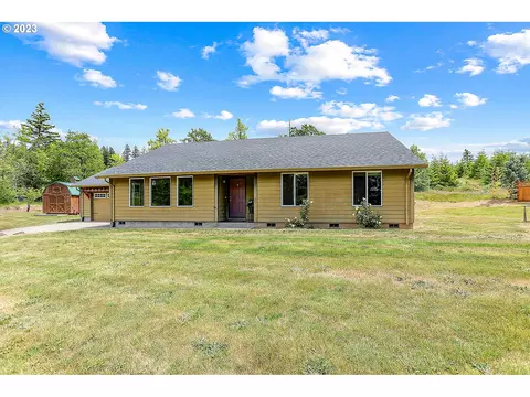 672 Kelly Henke Rd, Stevenson, WA 98648