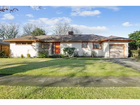 2316 Washington Way, Longview, WA 98632