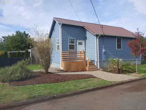 8528 SE Raymond Ct, Portland, OR 97266