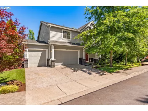 510 N Ironwood Dr, Newberg, OR 97132