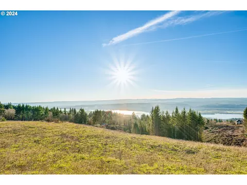 345 Estate Ridge Dr #1, Kalama, WA 98625