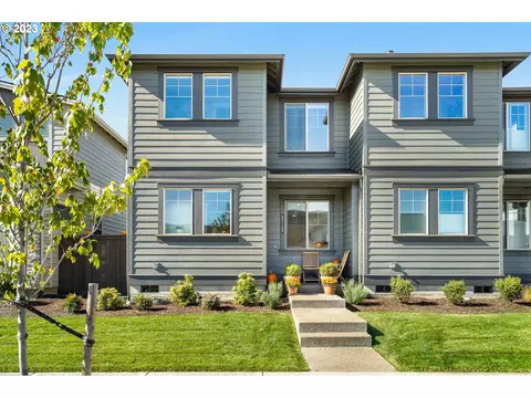 5715 SE 79th Ave, Hillsboro, OR 97123