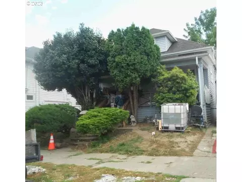 506 NE 508 Ne Monroe St, Portland, OR 97212