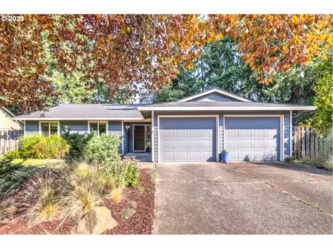 9655 SW Siuslaw Ln, Tualatin, OR 97062