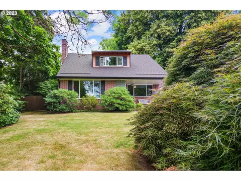 2031 NW 1st St, Gresham, OR 97030
