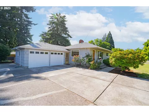 7905 NW 9th Ave, Vancouver, WA 98660