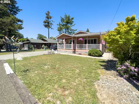 1185 2nd St NE, Bandon, OR 97411