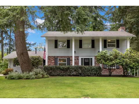 14382 SE Charjan St, Clackamas, OR 97015