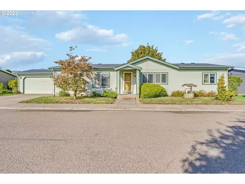 11105 Main St NE #38, Donald, OR 97020