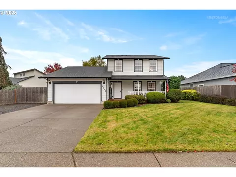 2089 SW Tamarack St, Mcminnville, OR 97128