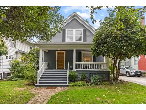 2426 NE Clackamas St, Portland, OR 97232