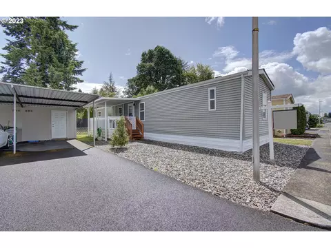 300 SW 7th Ave #106, Battle Ground, WA 98604