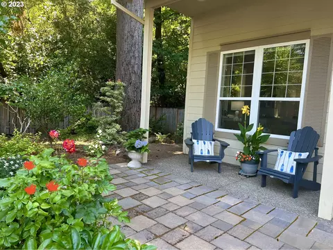 17347 Ashley Ct, Lake Oswego, OR 97035